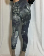 Load image into Gallery viewer, Made2Order: Fleece Leggings
