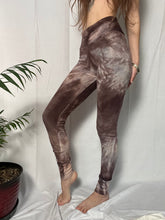 Load image into Gallery viewer, Made2Order: Fleece Leggings
